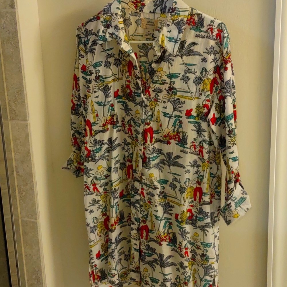 Fun island print tunic top